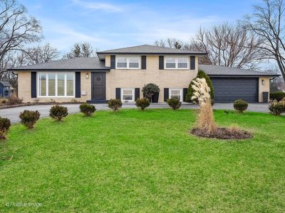 20W065 S Frontage Rd