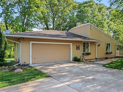 38 Clubhouse Ct