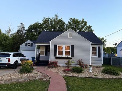 Property at 304 W Parkhurst St, Fairfield, IL