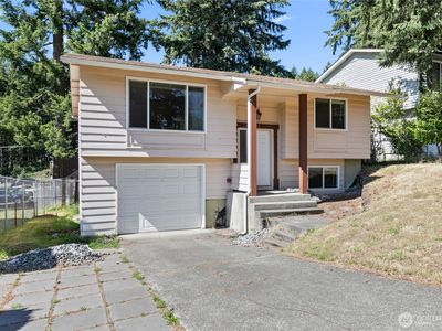 2015 E 57th Street
