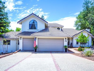 6565 Puerto Dr