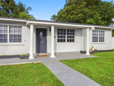 3907 SW 59TH Avenue #1