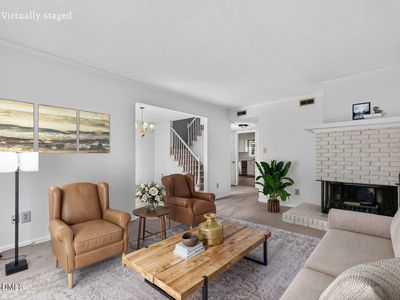 833 Kensington Dr
