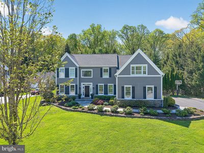 1108 Dickens Dr