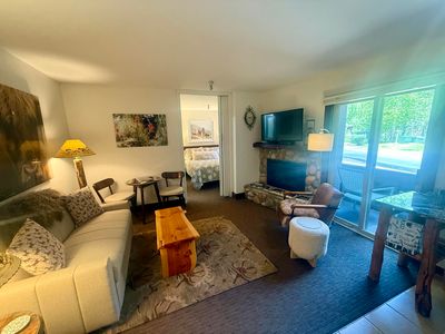 110 Village Way #2028