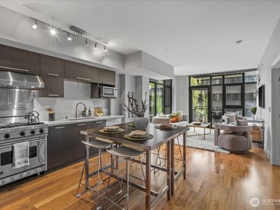 2911 2nd Avenue #506