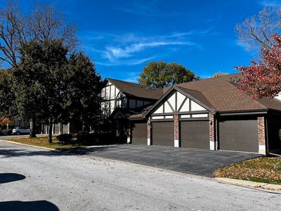 8216 Mulberry Ct #8B