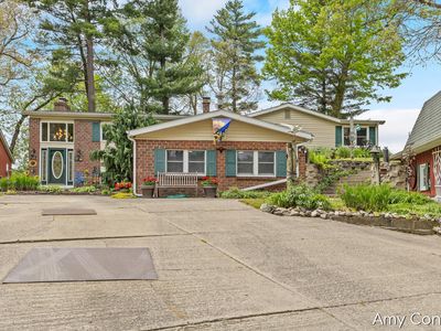 875 Bruce Dr