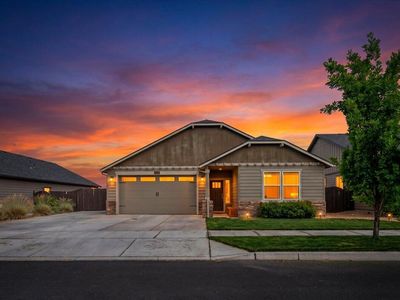 4433 SW Majestic Ave