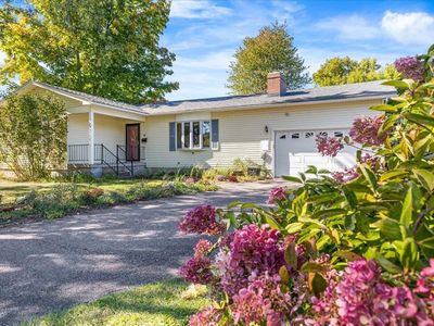 50 Lakewood Parkway
