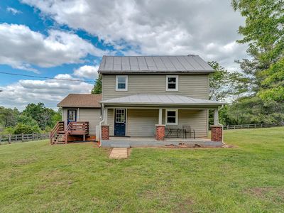 3835 Hardy Rd