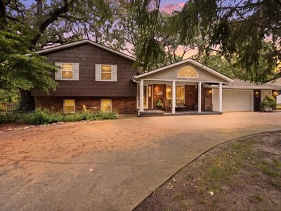 26 Timber Ridge Dr