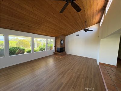 1905 Vista Del Norte