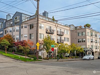 500 Aloha Street UNIT 303