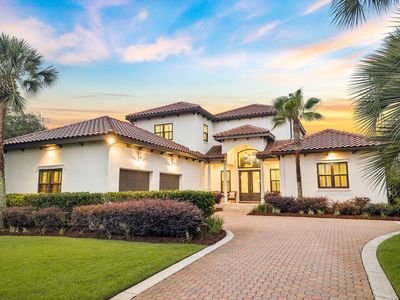 555 Sea Winds Dr