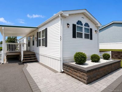 57 W Mountain View