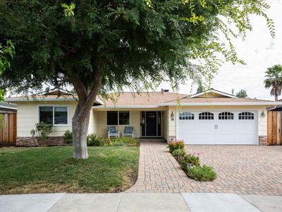6281 Desert Flame Dr