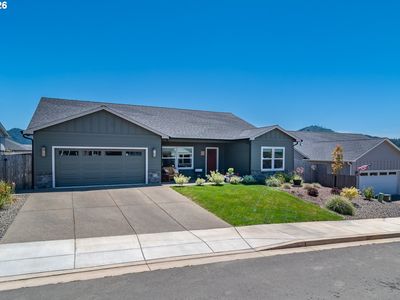 Property at 836 Durham Ave, Sutherlin, OR