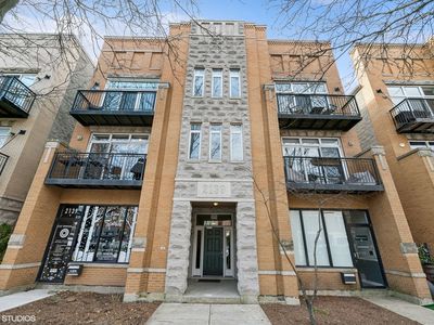 2139 W Roscoe St UNIT 2E
