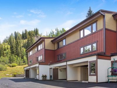 2520 Kinnikinnick Rd Unit M4