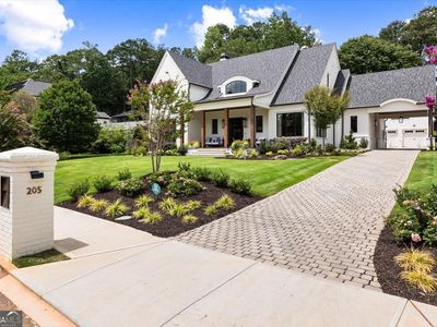 205 Thomas Cir