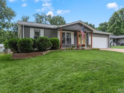 17 Debbie Dr