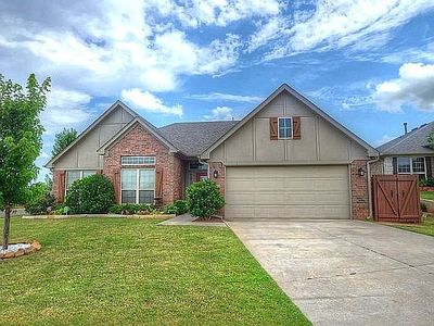 1320 Fairsted Ct