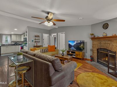 1349 S Burlington St