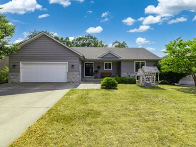 2640 Pine Ridge Blvd