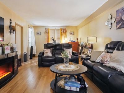 1133 Midland Avenue #3K