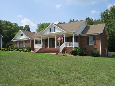 1464 Steve St