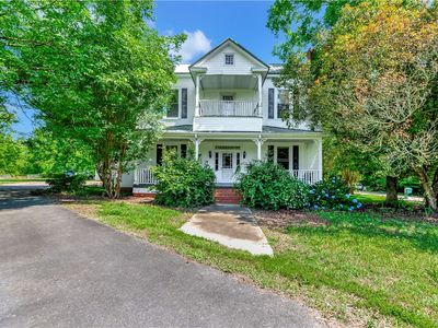 359 Earle Rd