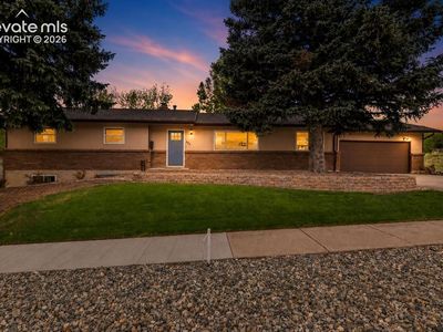 185 Mikado Dr W
