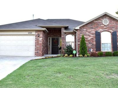 12120 S 271 East Ave