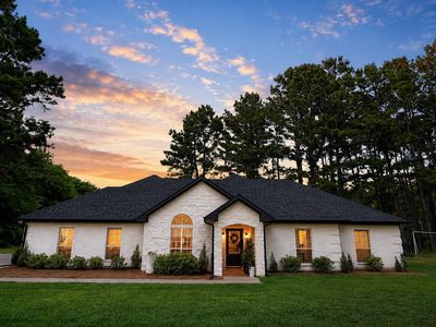 1109 Robbins Rd