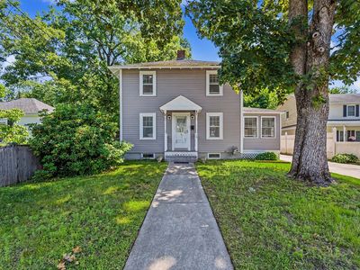 20 Lawndale Avenue