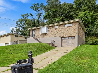 86 Thorncrest Dr