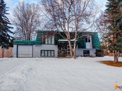 3561 Kachemak Cir