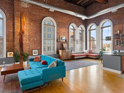 10 Kearney Sq APT 404