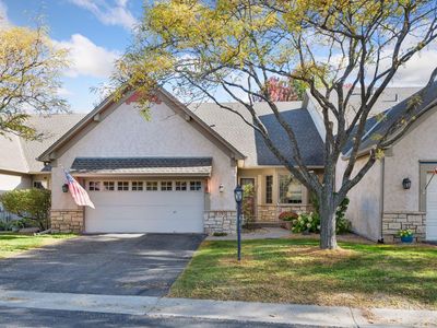 8395 Rosewood Dr