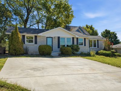504 Highcrest Dr