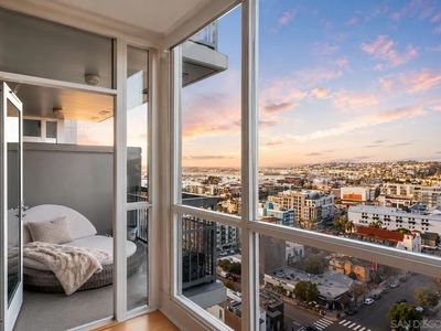 300 W Beech St Unit 1705
