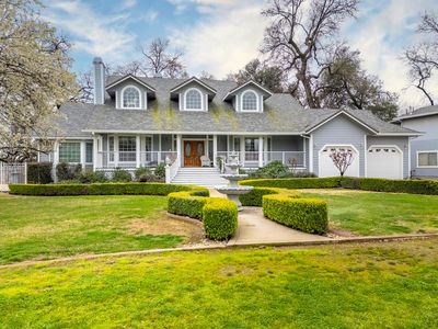 3016 Majestic Oak Cir