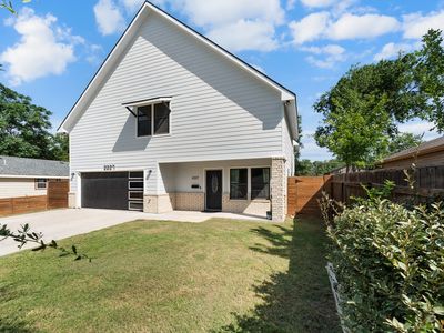 2227 Frank Henderson Jr Dr