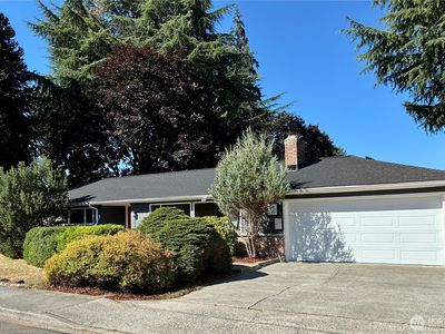 2333 Edmunds Avenue NE