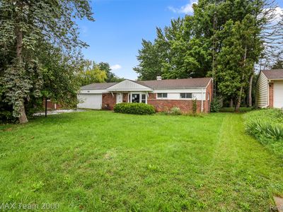 90 Lorberta Ln