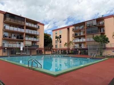1910 W 56th St APT 3121B