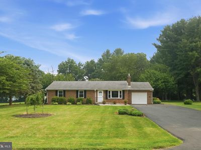 3405 Livingston Dr