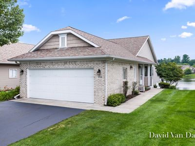 1706 Lisa Dr SW