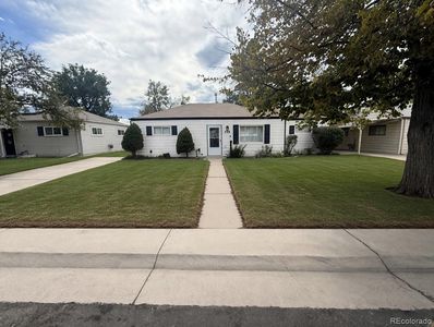 755 Uvalda Street
